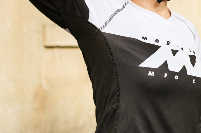 Morvelo Women's Kuler LS Jersey-2.jpg
