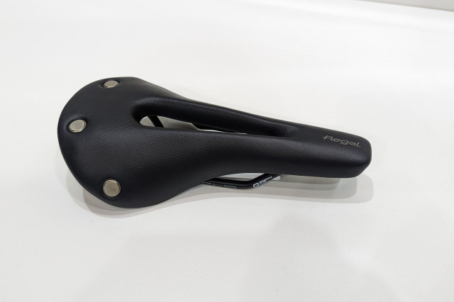 Selle San Marco Regal Short saddle (2).jpg