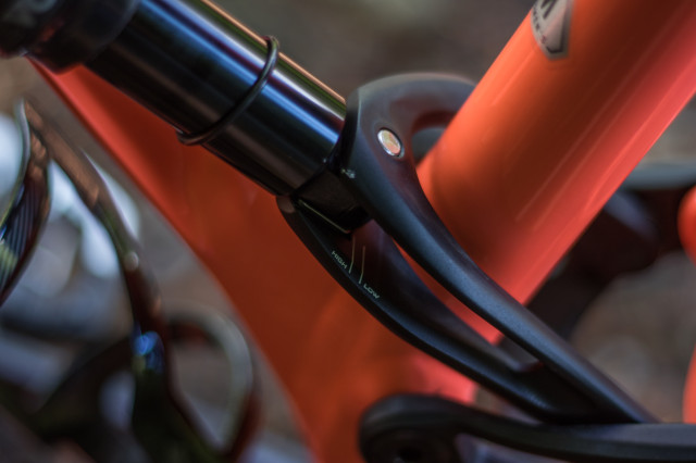 Specialized Stumpjumper Women's Comp Alloy 27.5 flip chip-21.jpg