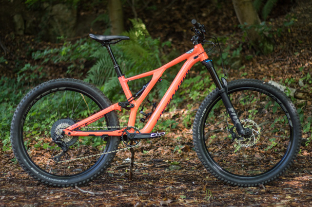 Specialized Stumpjumper Women's Comp Alloy 27.5 whole bike-3.jpg