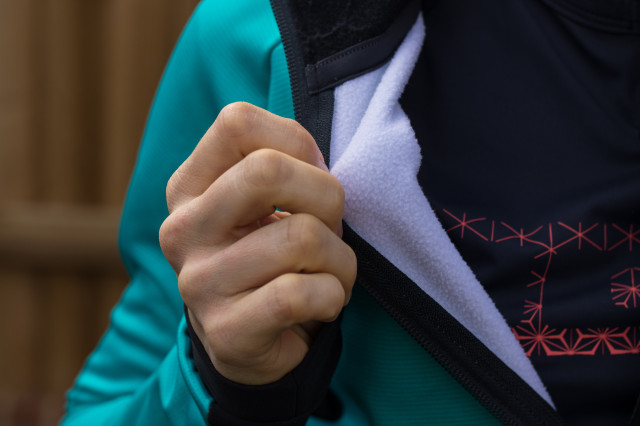 dhb Classic Women's Windproof Softshell-6.jpg