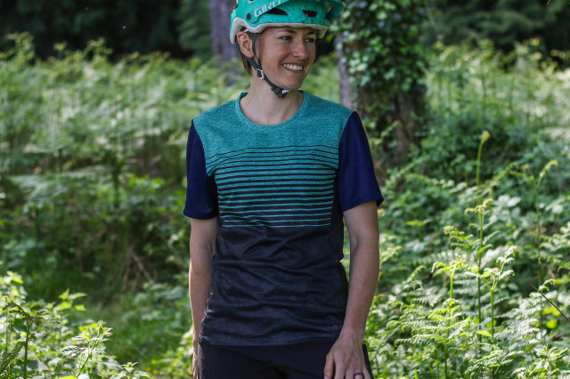 dhb MTB Women's Short Sleeve Trail Jersey-4.jpg