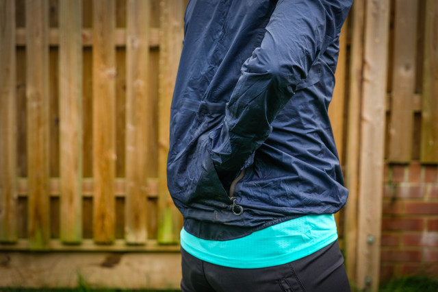 dhb women's lightweight packable MTB jacket-7.jpg
