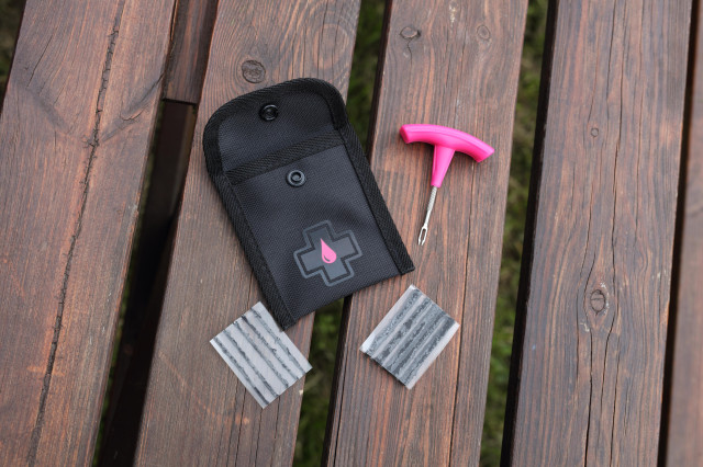 Muc-off puncture repair kit