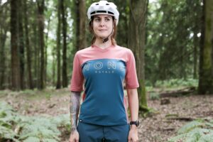 2021 mons royal women’s redwood VT jersey 002.jpg