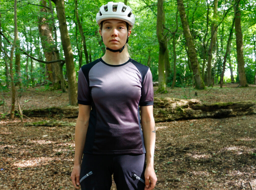 2022 Assos Trail Women’s Short Sleeve jersey.jpg