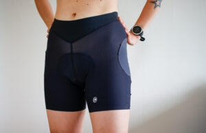 2022 Assos Trail women&rsquo;s liner shorts-1.jpg
