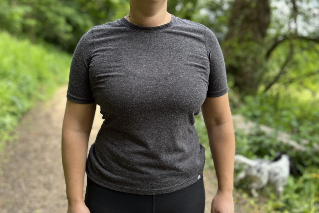 2022 PNW Ozone Women’s Trail jersey hero 2.jpg