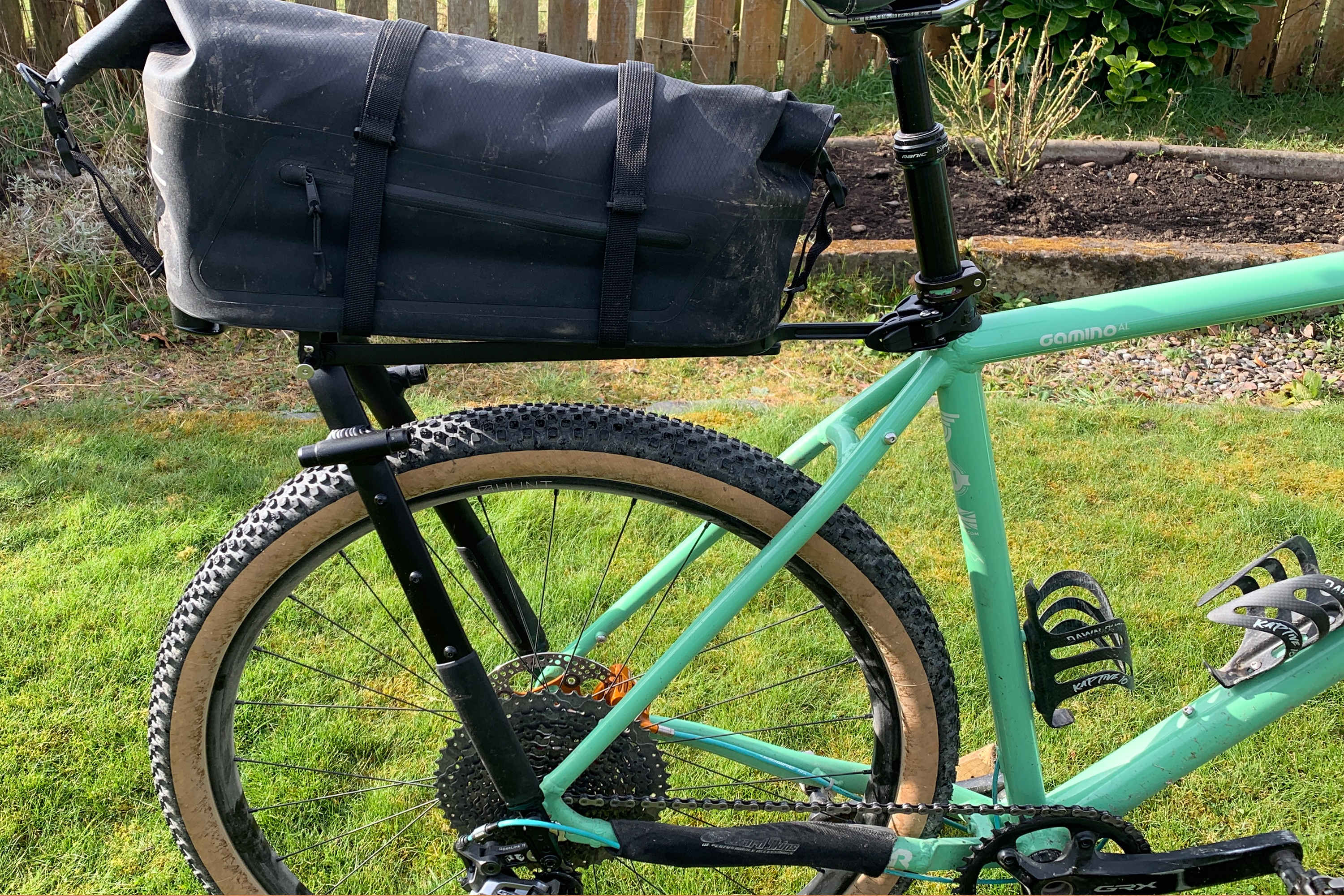 Tailfin AP20 Trunk Top Bag review - Cycling News | off-road.cc