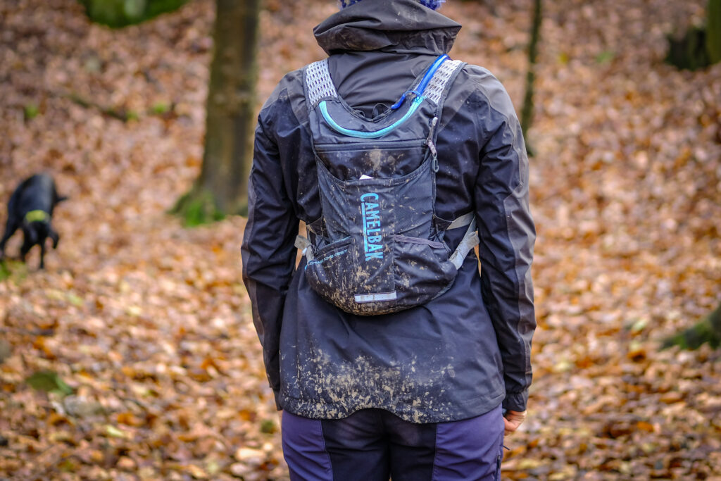 CamelBak women’s Chase Vest-1