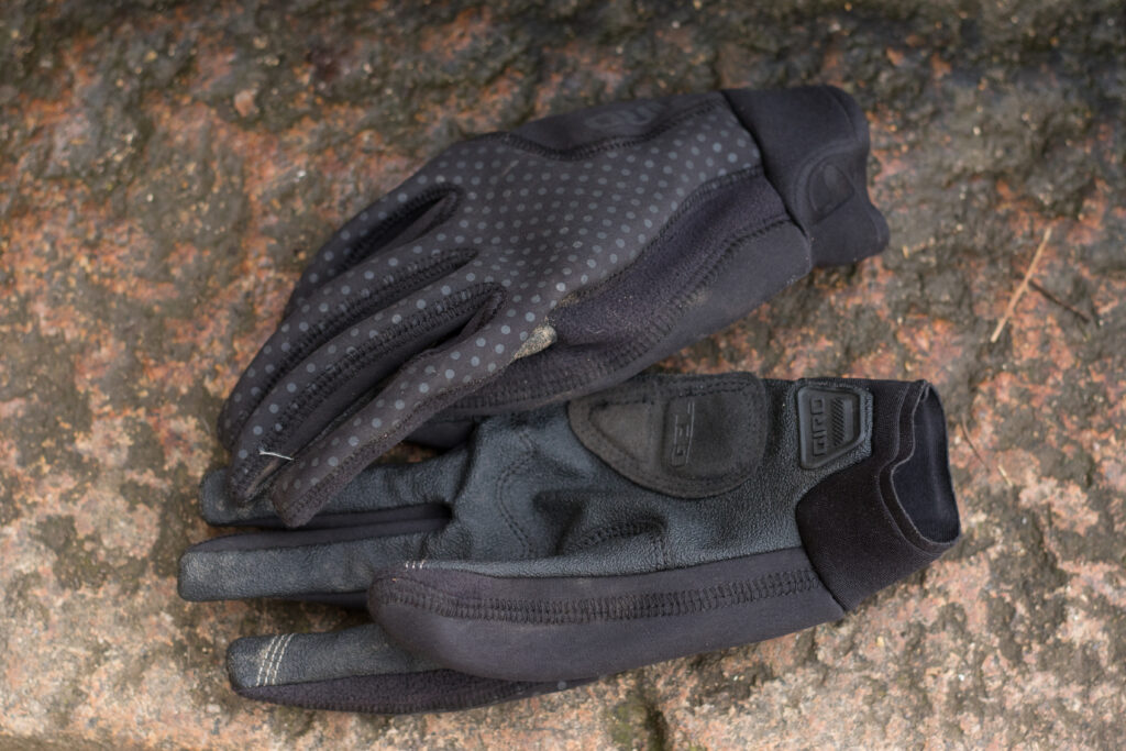Giro Inferna Women’s Winter Gloves-2.jpg