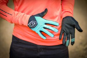 Troy Lee Designs Women&rsquo;s Ace 2.0 glove review