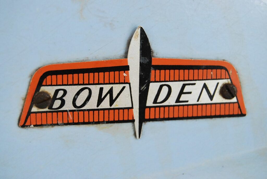 Bowden Spacelander badge